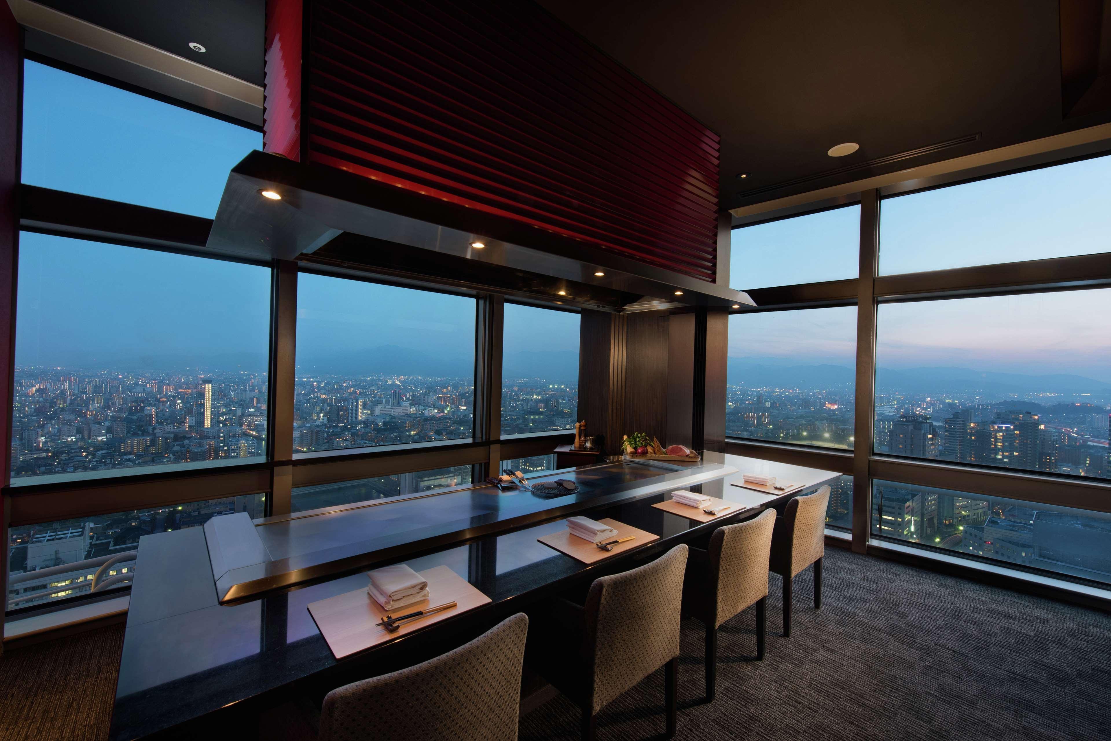 Hilton Fukuoka Sea Hawk Hotel Eksteriør billede