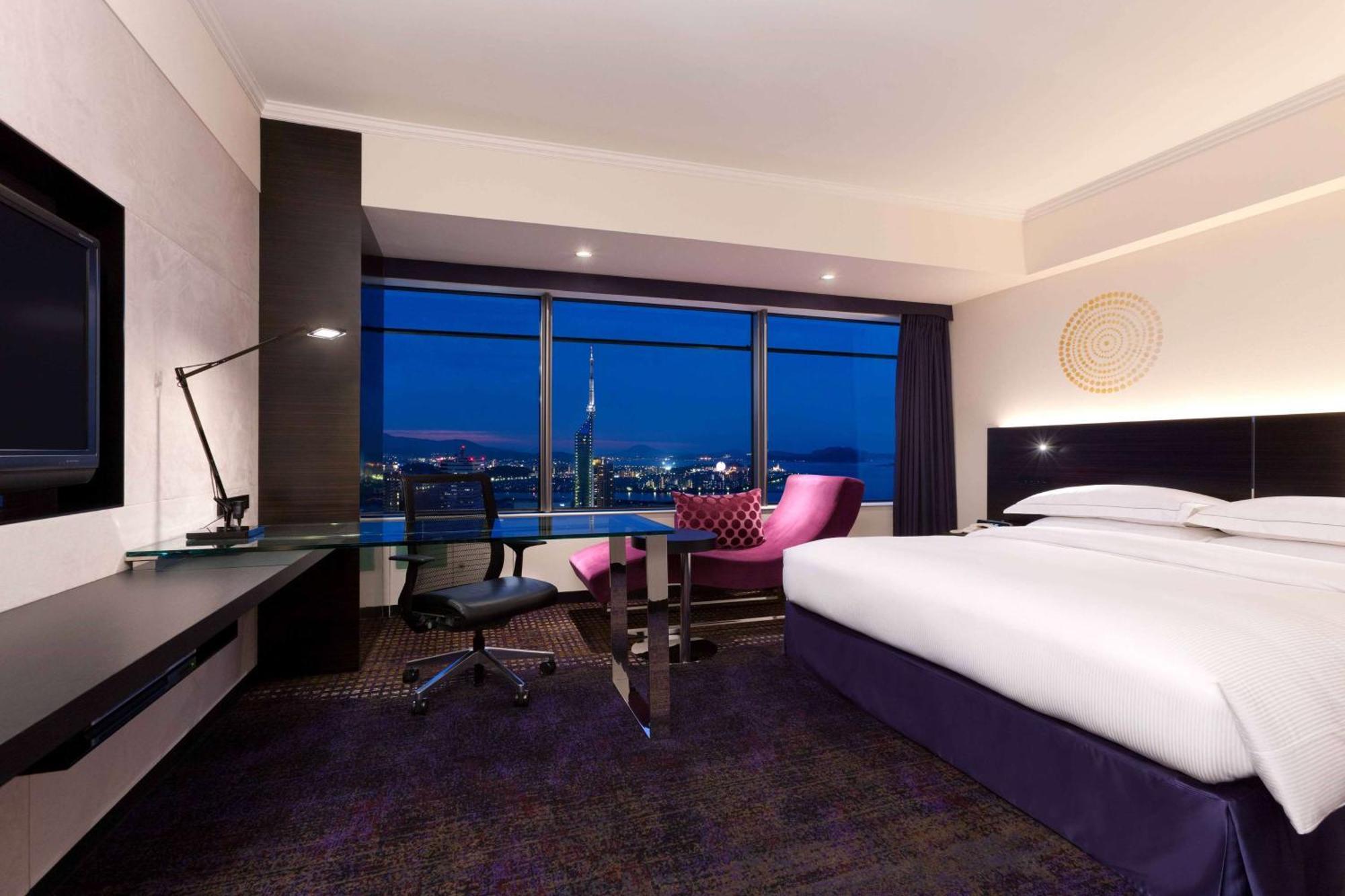 Hilton Fukuoka Sea Hawk Hotel Eksteriør billede