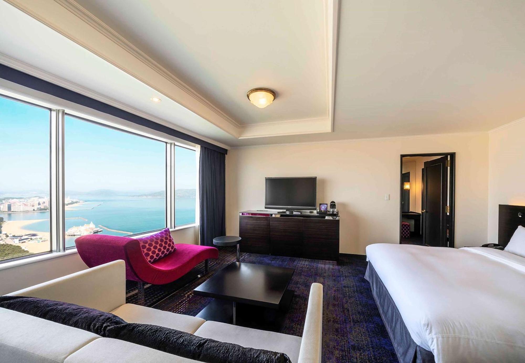 Hilton Fukuoka Sea Hawk Hotel Eksteriør billede